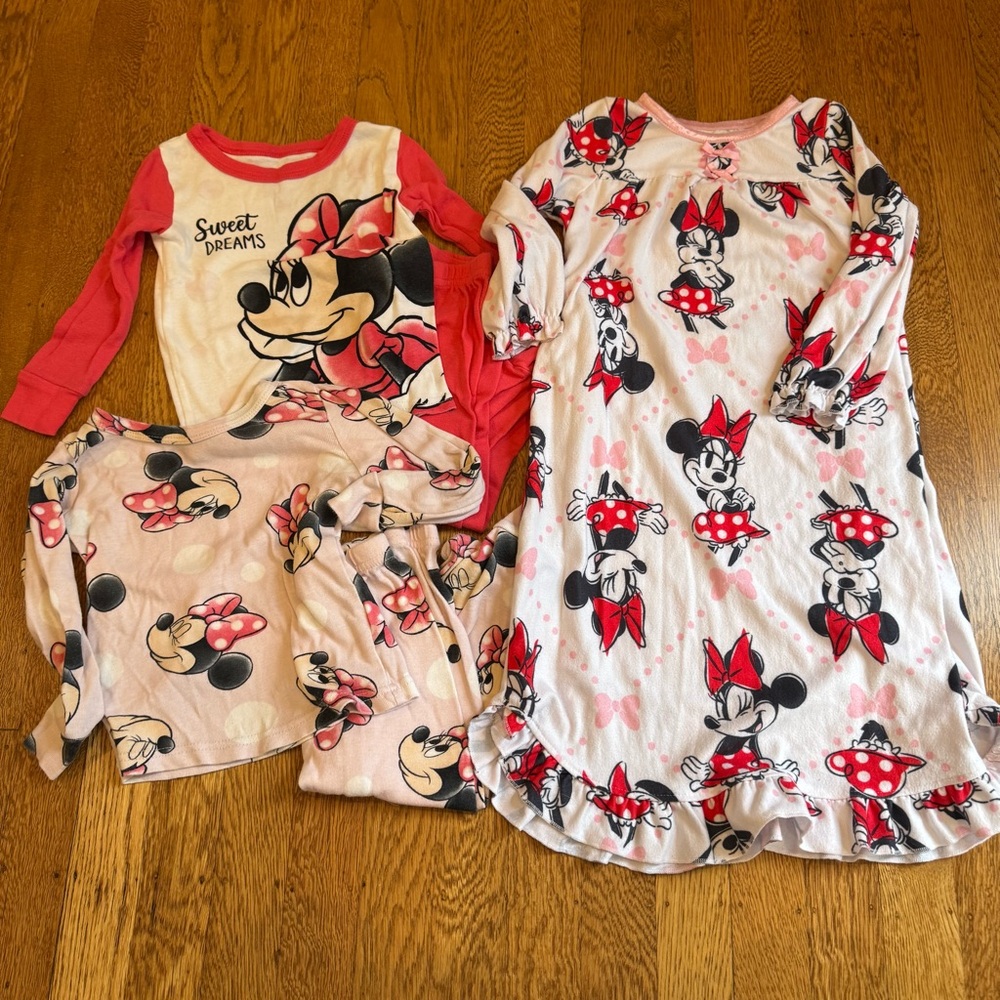 Lot of 3 Disney Minnie Mouse PJS & Nightgown Set Sz 3t pink & red Used- good